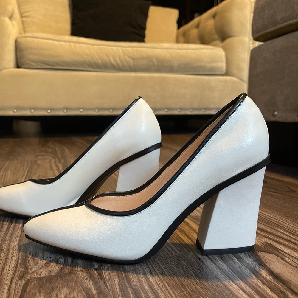 Off-White dress pumps with block heels
